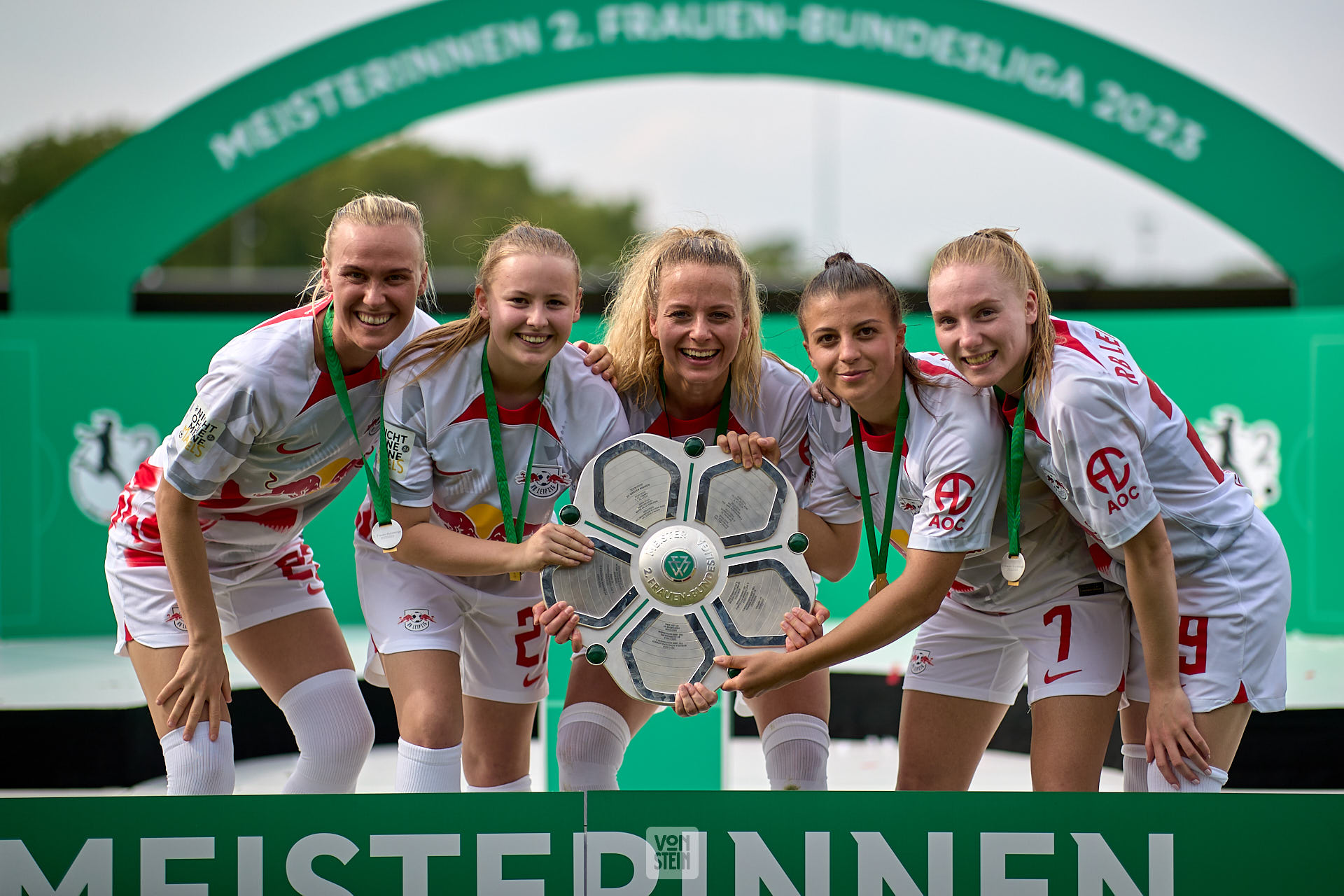 21.05.2023, GER, Frauenfußball, 2. BL, 2022 2023, RB Leipzig - FSV Gütersloh, Meisterinnenehrung