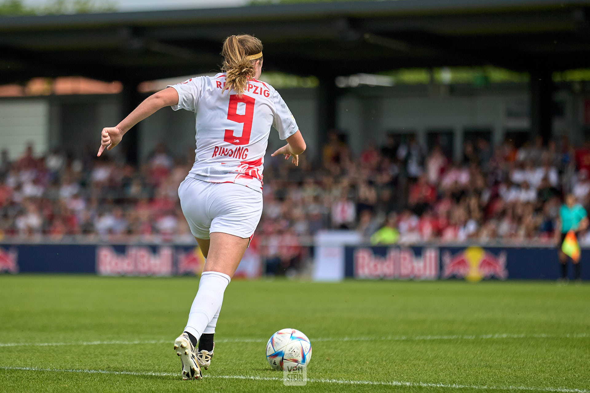 21.05.2023, GER, Frauenfußball, 2. BL, 2022 2023, RB Leipzig - FSV Gütersloh, Meisterinnenehrung