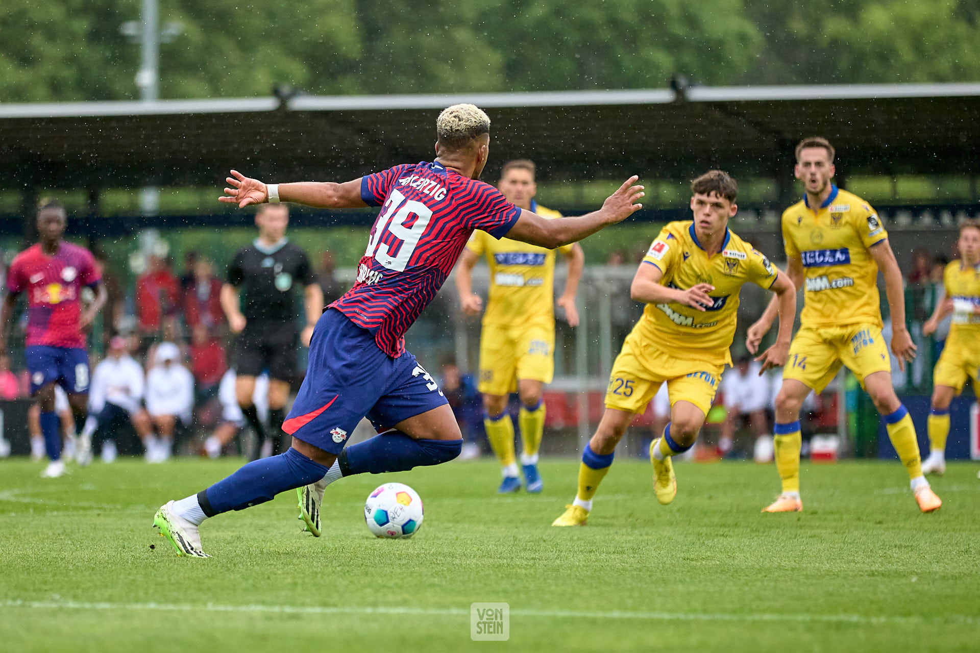 02.08.2023, Fußball, Männer, Testspiel, 2023 2024, Bundesliga, RB Leipzig - Sankt-Truiden VV