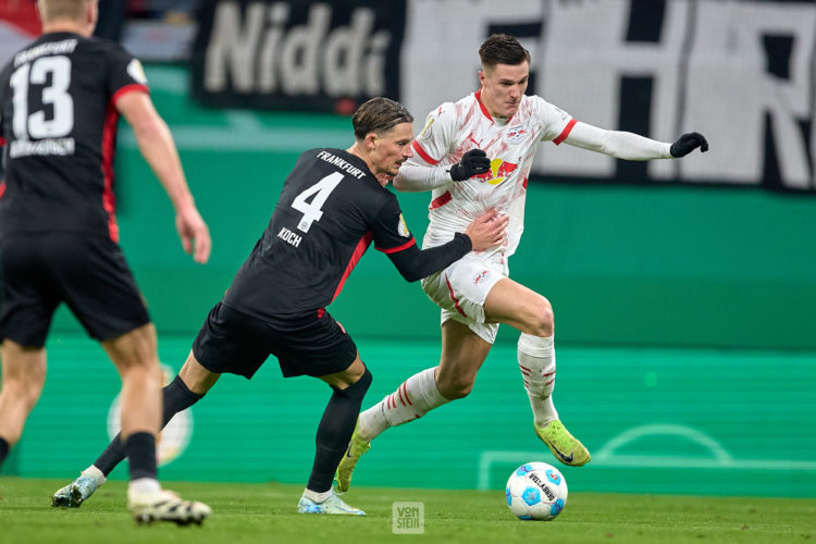 04.12.2024, Fußball, Männer, DFB-Pokal, Achtelfinale, 2024 2025, RB Leipzig - Eintracht Frankfurt