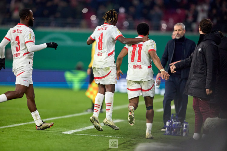 04.12.2024, Fußball, Männer, DFB-Pokal, Achtelfinale, 2024 2025, RB Leipzig - Eintracht Frankfurt