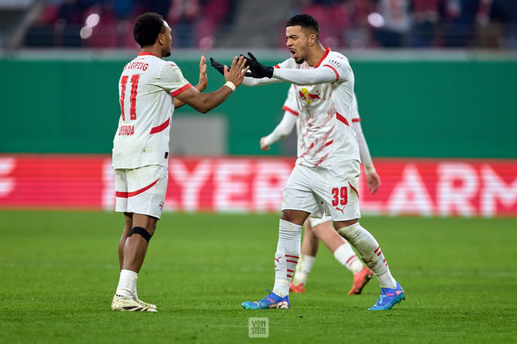 04.12.2024, Fußball, Männer, DFB-Pokal, Achtelfinale, 2024 2025, RB Leipzig - Eintracht Frankfurt