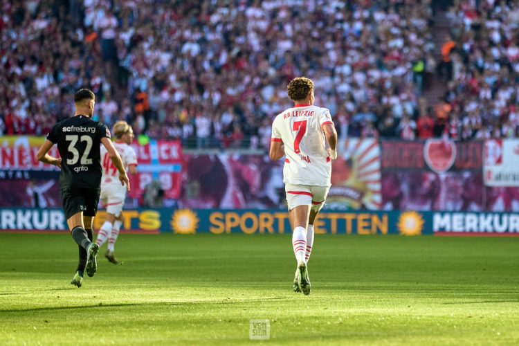 26.10.2024, Fußball, Männer, Bundesliga, 2024 2025, RB Leipzig - SC Freiburg