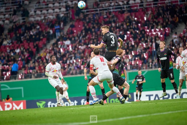 29.10.2024, Fußball, Männer, DFB-Pokal, 2. Runde, 2024 2025, RB Leipzig - FC St. Pauli