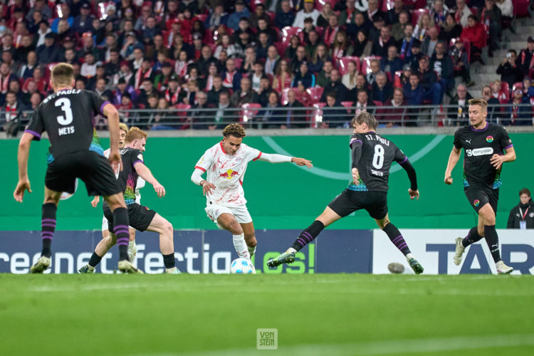 29.10.2024, Fußball, Männer, DFB-Pokal, 2. Runde, 2024 2025, RB Leipzig - FC St. Pauli