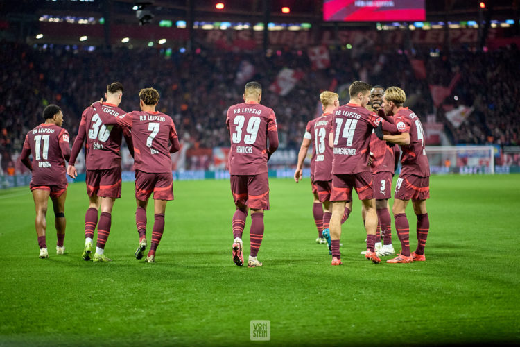 15.12.2024, Fußball, Männer, Bundesliga, 2024 2025, RB Leipzig - Eintracht Frankfurt