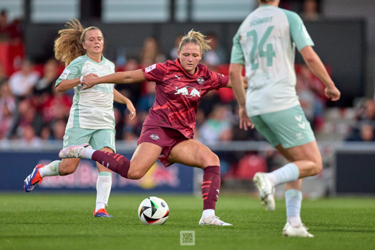 20.09.2024, GER, Frauenfußball, BL, 2024 2025, RB Leipzig - SV Werder Bremen