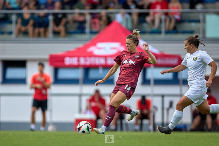 15.10.2023, GER, Frauenfußball, Testpiel, 2024 2025, RB Leipzig - Slask Wroclaw