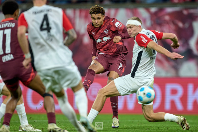 15.12.2024, Fußball, Männer, Bundesliga, 2024 2025, RB Leipzig - Eintracht Frankfurt