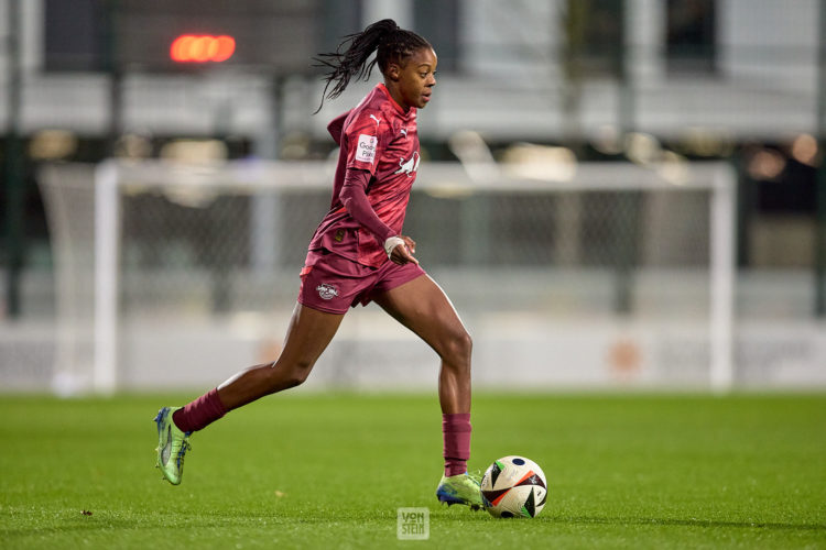 17.11.2024, GER, Frauenfußball, BL, 2024 2025, RB Leipzig - Bayer Leverkusen