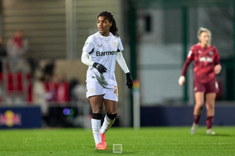 17.11.2024, GER, Frauenfußball, BL, 2024 2025, RB Leipzig - Bayer Leverkusen